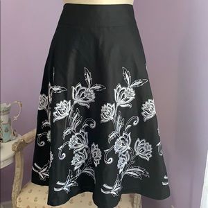 Loft embroidered Aline skirt